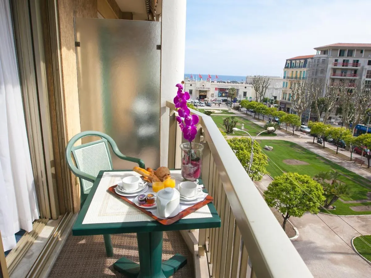 ***  Hotel Chambord Menton France